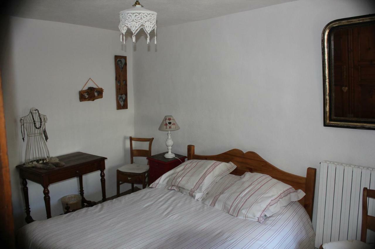 Bed and Breakfast Chez Annie & Marcel Ле-Монетье-ле-Бен Экстерьер фото